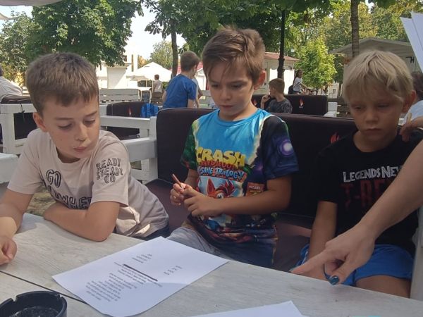 Mali detektivi na zadatku rješavanja slučajeva u bjelovarskom parku!