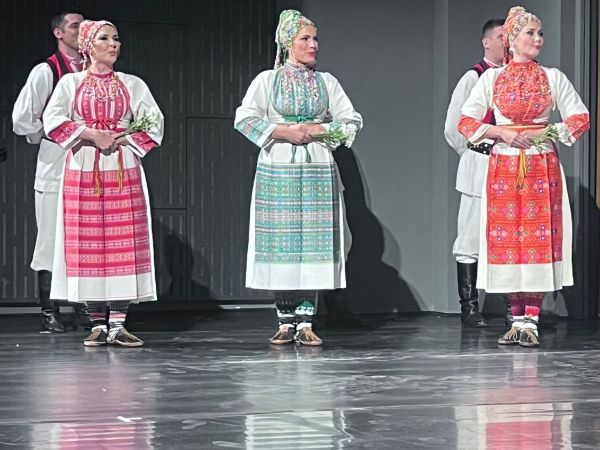 Ansambl narodnih plesova i pjesama Hrvatske LADO