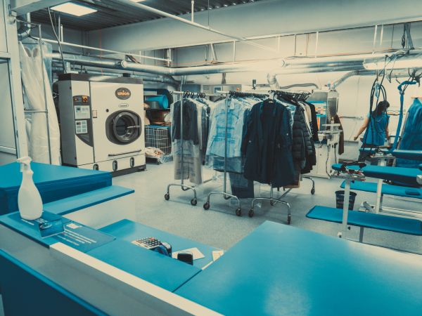 Pranje i održavanje odjeće, rublja i stolnog rublja u smještajnim objektima