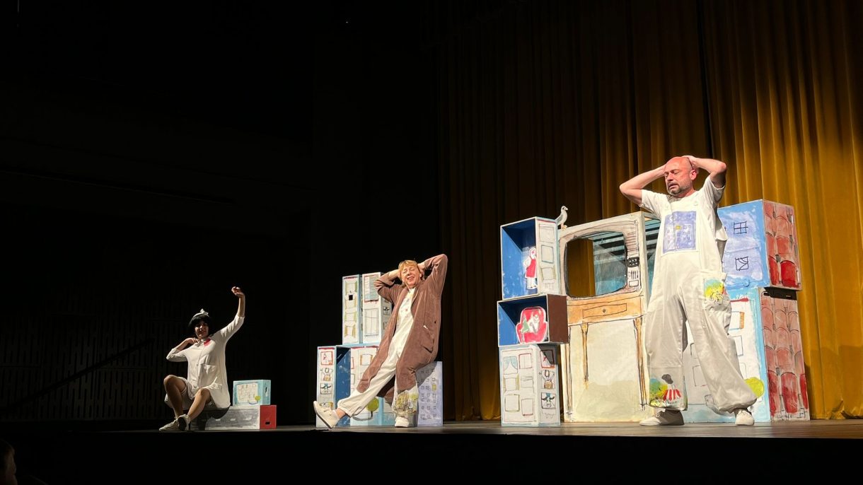 BOK fest za djecu i mlade predstava Pita moja mama imate li jedno jaje